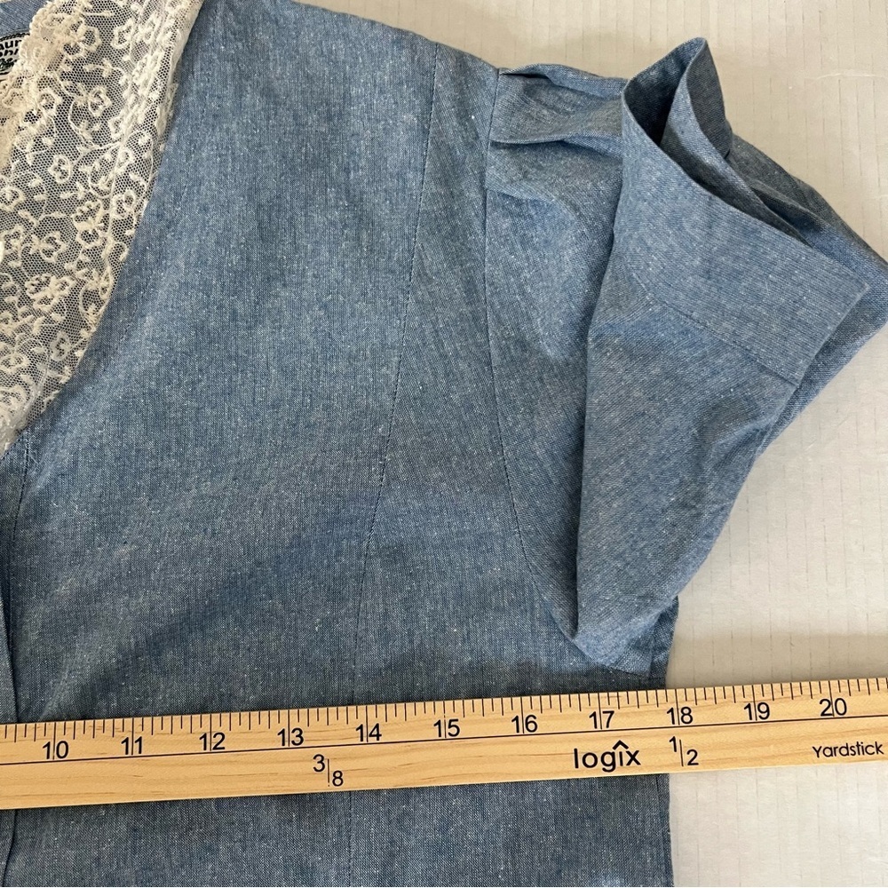Vintage Laura Ashley Chambray Prairie Dress Lace Peter Pan Collar Blue Size 10 - Picture 13 of 16
